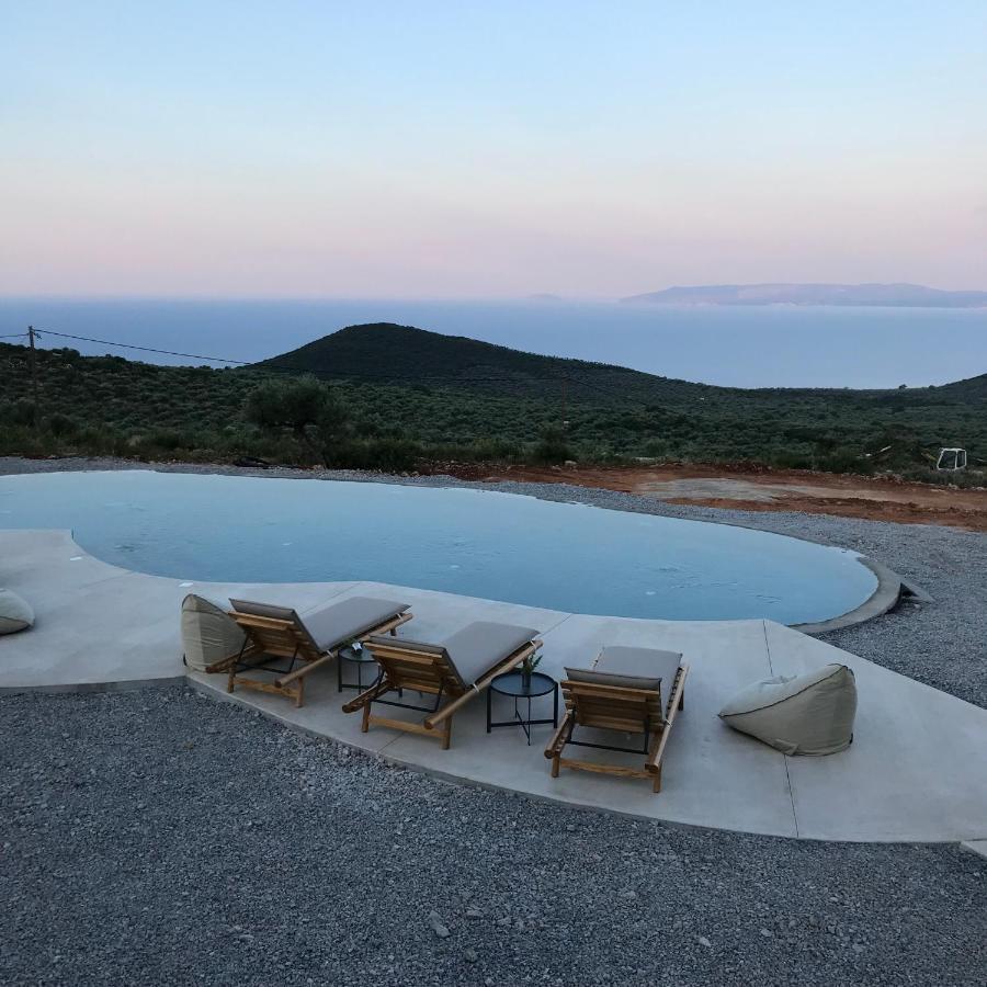 Zen Rocks Resort Kalianeika Экстерьер фото